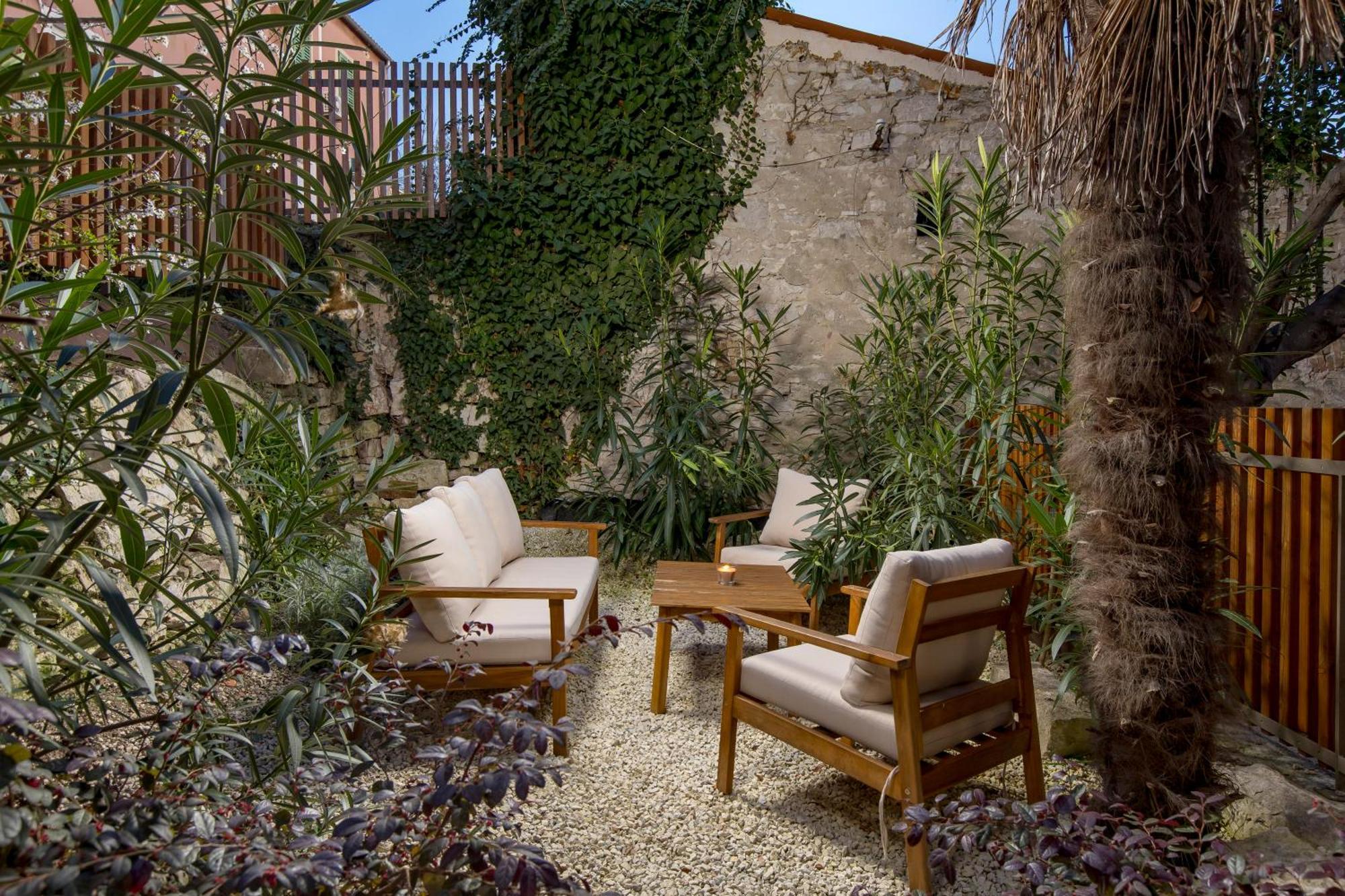 Pula Residence Rooms And Apartments Old City Center Buitenkant foto