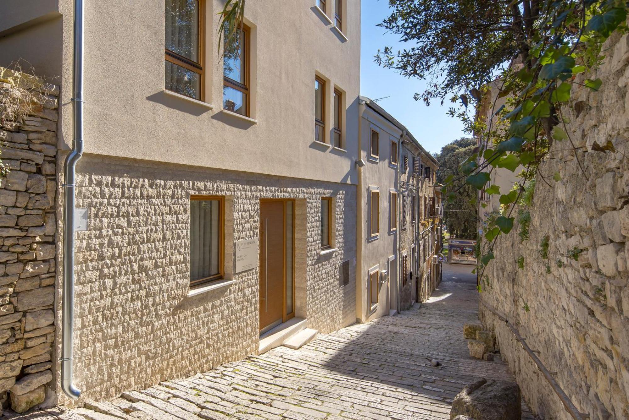 Pula Residence Rooms And Apartments Old City Center Buitenkant foto