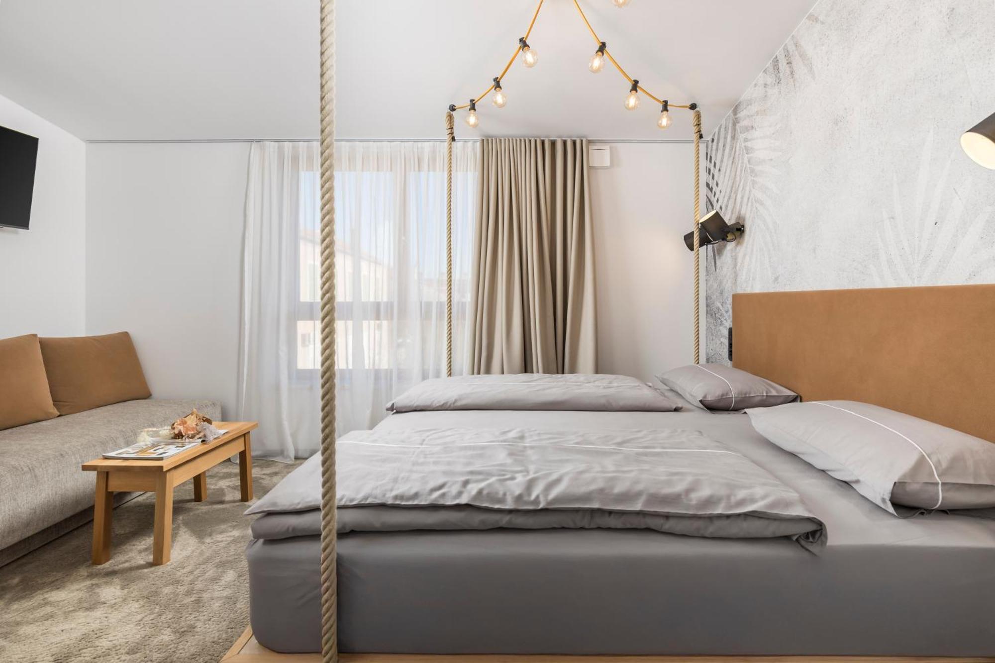 Pula Residence Rooms And Apartments Old City Center Buitenkant foto